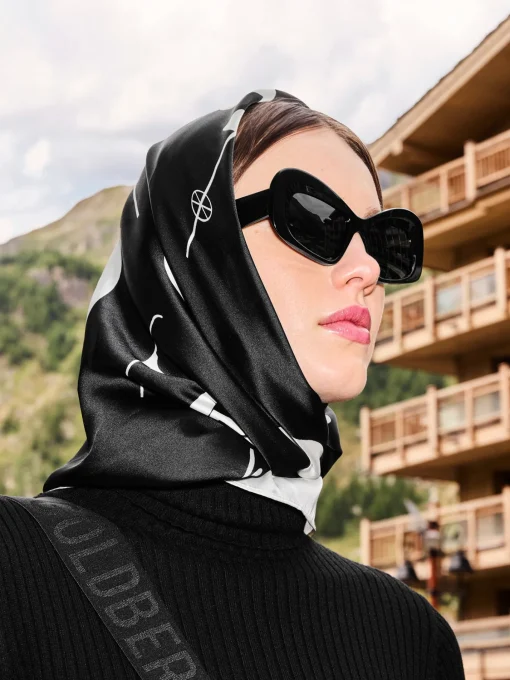 Goldbergh LA COURSE Scarf black